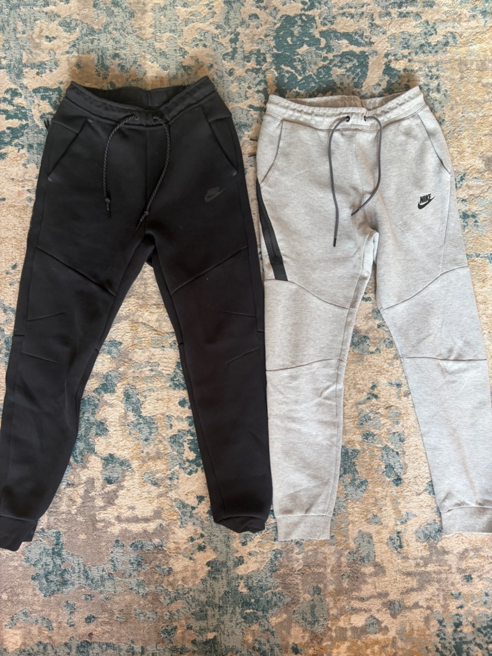 Nike tech bundle Joggers in Black and Light Gray - Dual Pack